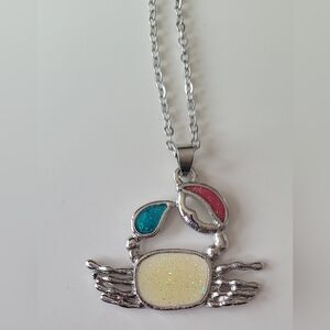 Crab pendant necklace